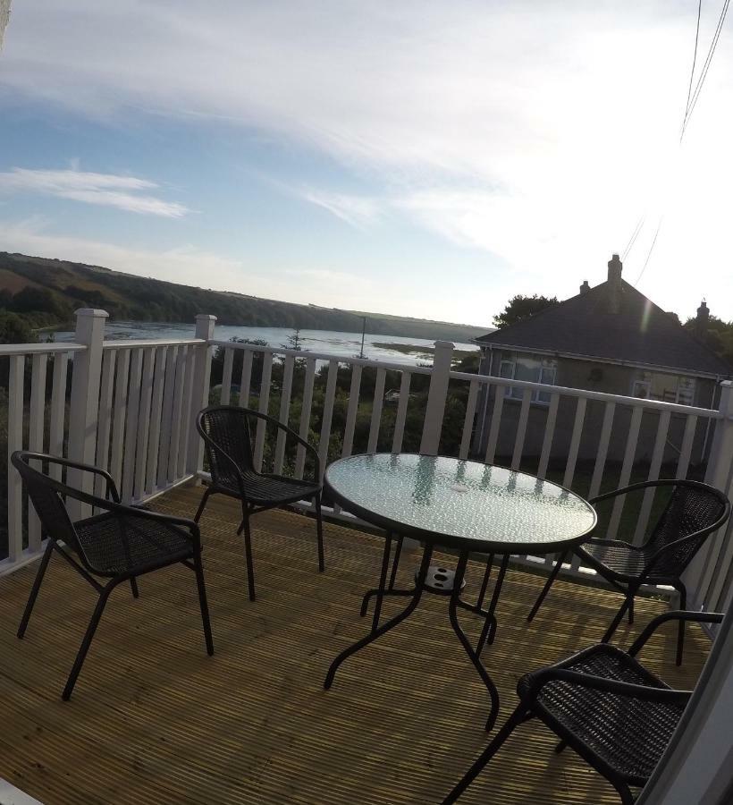 Rawley Point Villa New Quay Exteriör bild